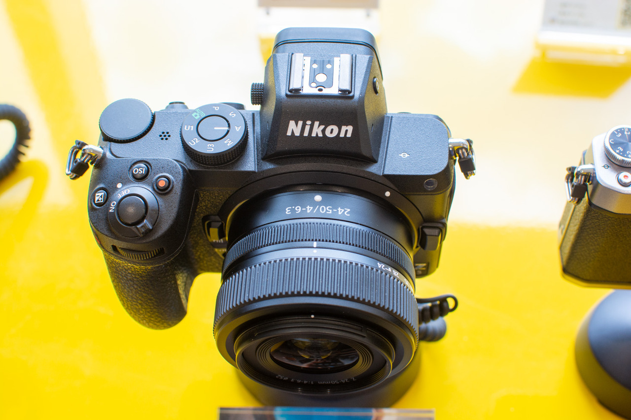 니콘 Z5 II