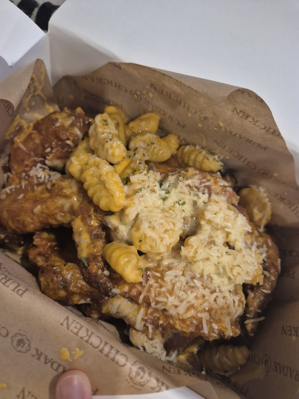 푸라닭 투움바 나폴리 치킨 사진