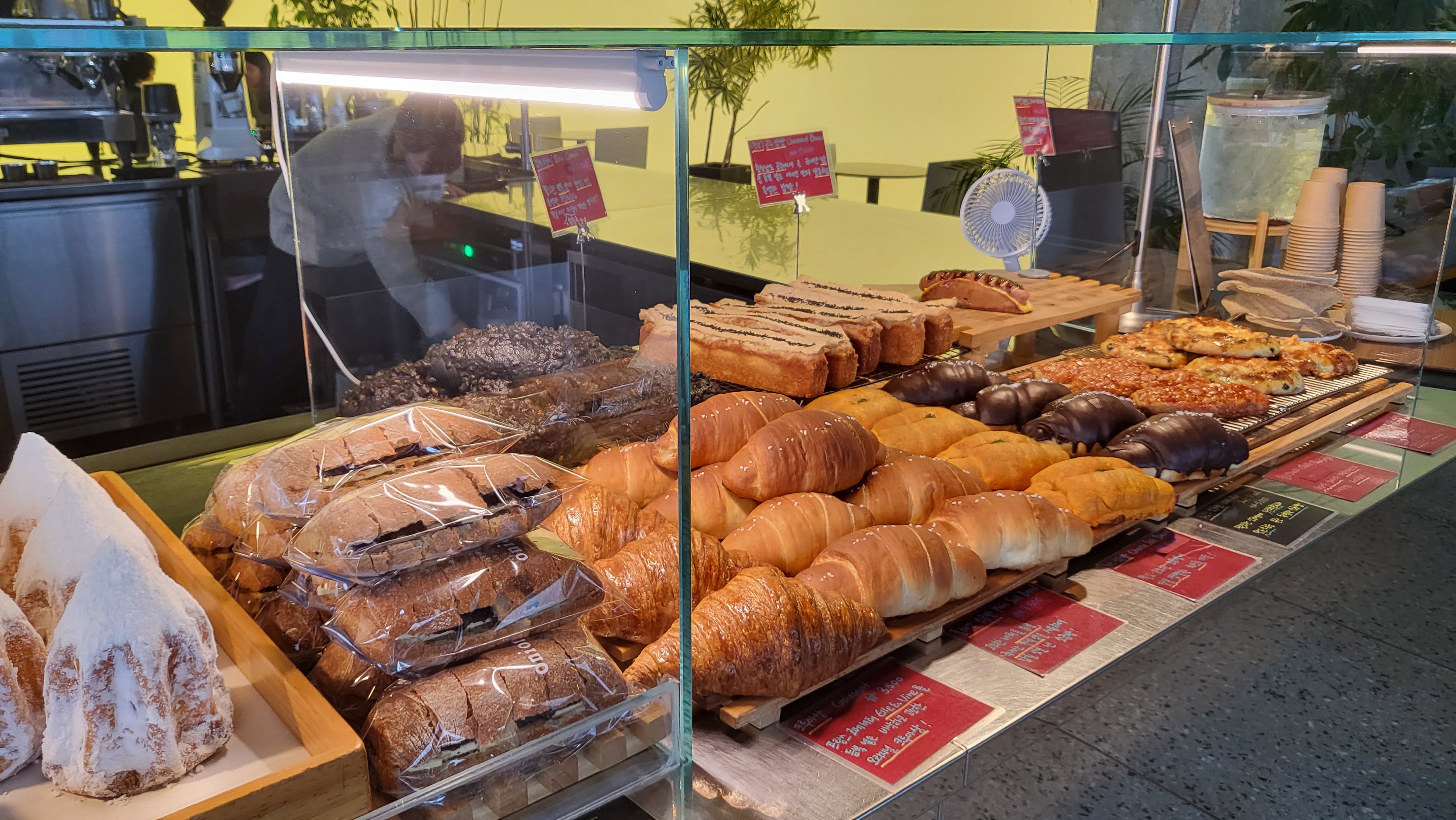 강북구 미아] 소금빵 맛집_커피,디저트 카페_어니언