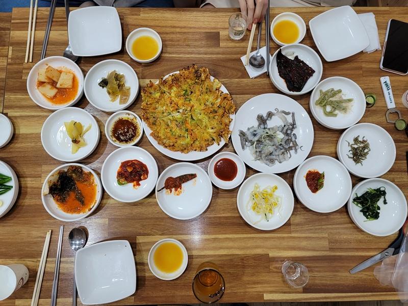 송학낙지회관 - 상다리