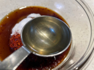 비빔국수 양념장 만드는법 - 양조식초 1큰술