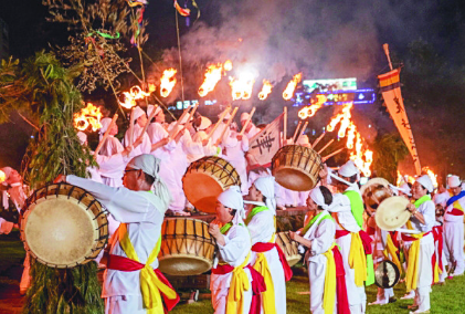 5월 가족여행 어디로? 강릉단오제에서 즐기는 전통축제와 강릉여행