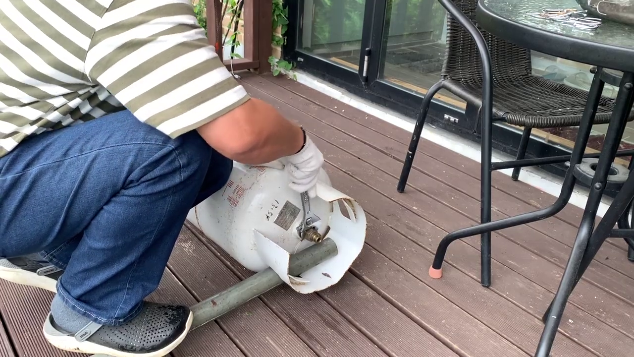 지렛대를 이용해서 풀면 쉽다