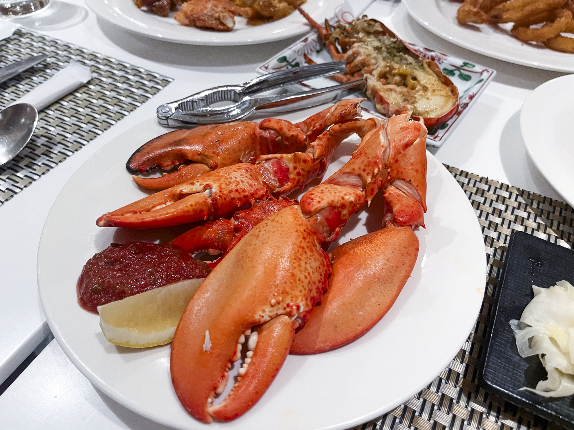 괌 롯데호텔 라세느 디너 뷔페