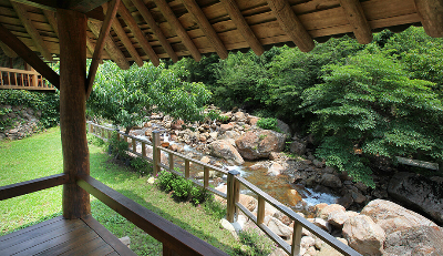 부춘골산장 계곡