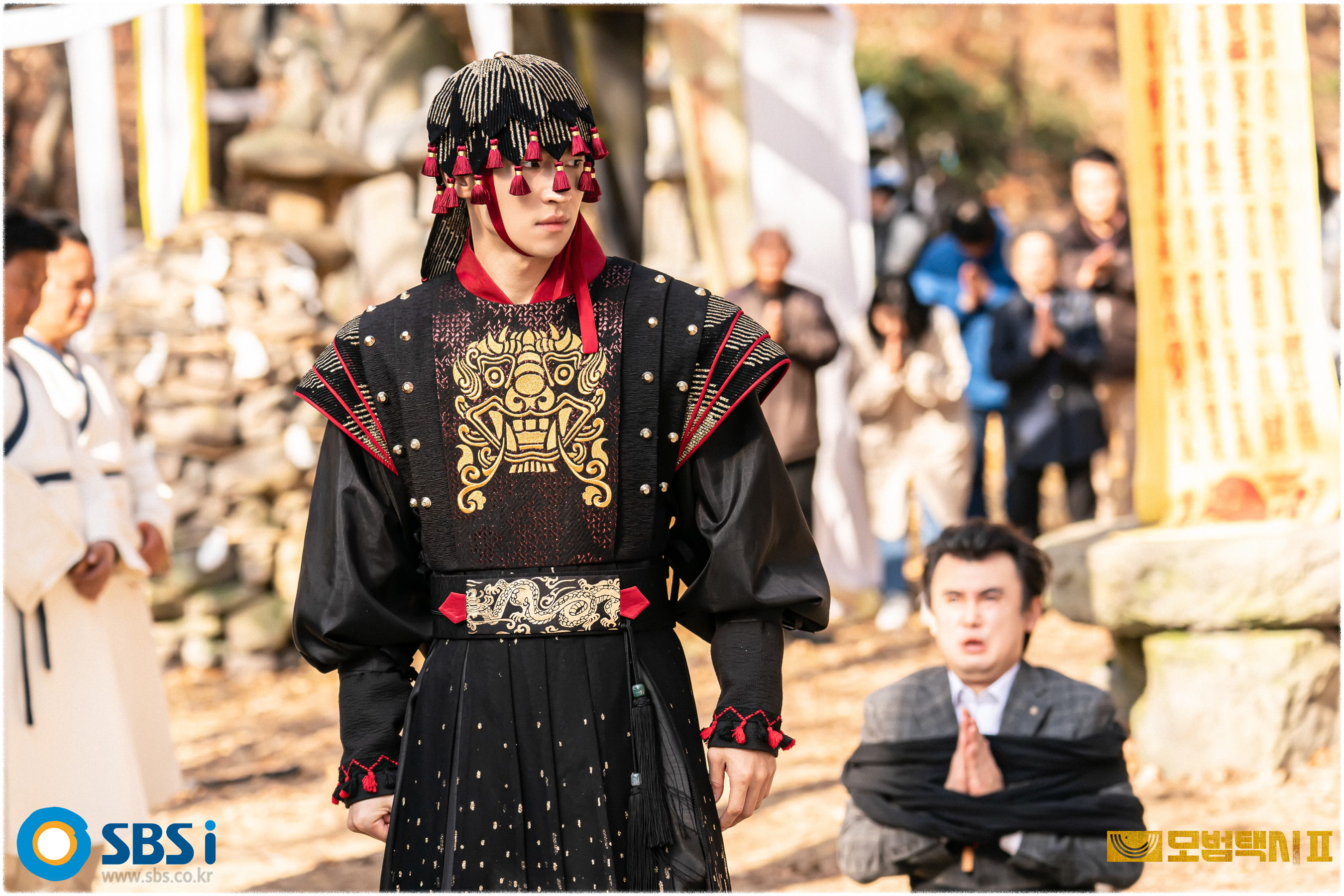 모범택시2 박수무당 이제훈