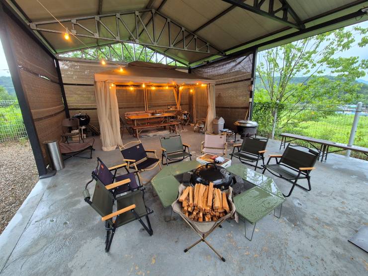 경남-산청-펜션-바베큐