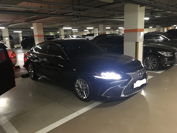 렉서스es300h 7세대 외관2