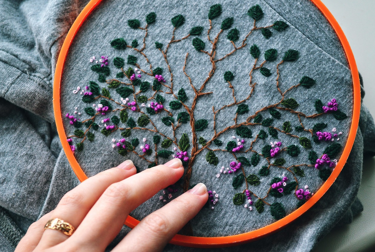 갱년기 바늘 끝에서 마음을 수놓다