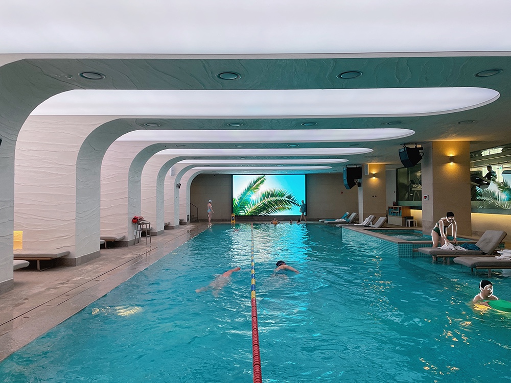 몬드리안 이태원 호텔 실내 수영장