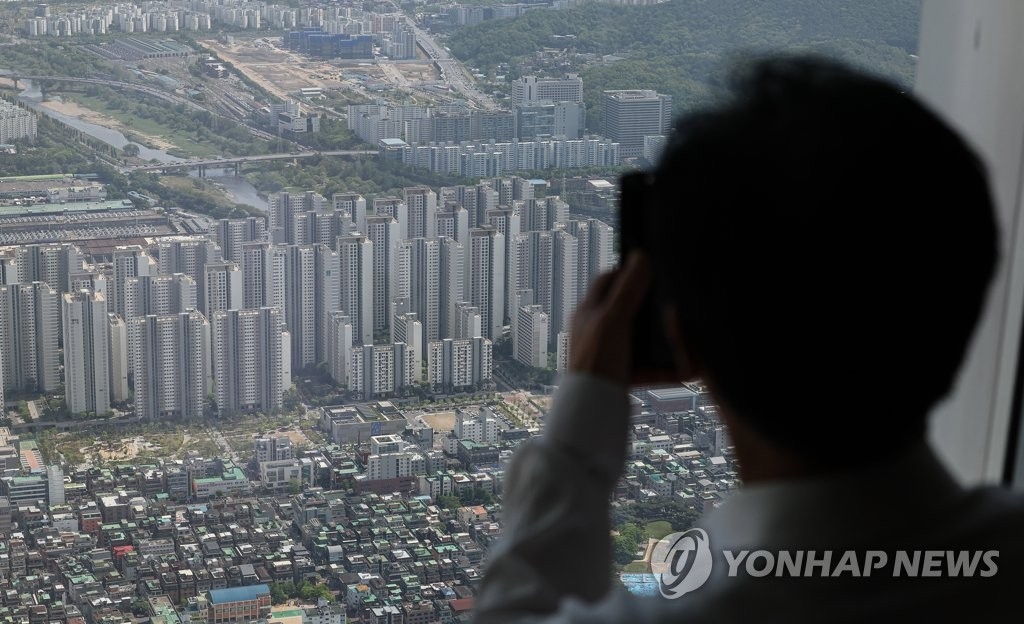 "그래도 전세"&hellip;서울 아파트&middot;빌라 전세 계약 늘어