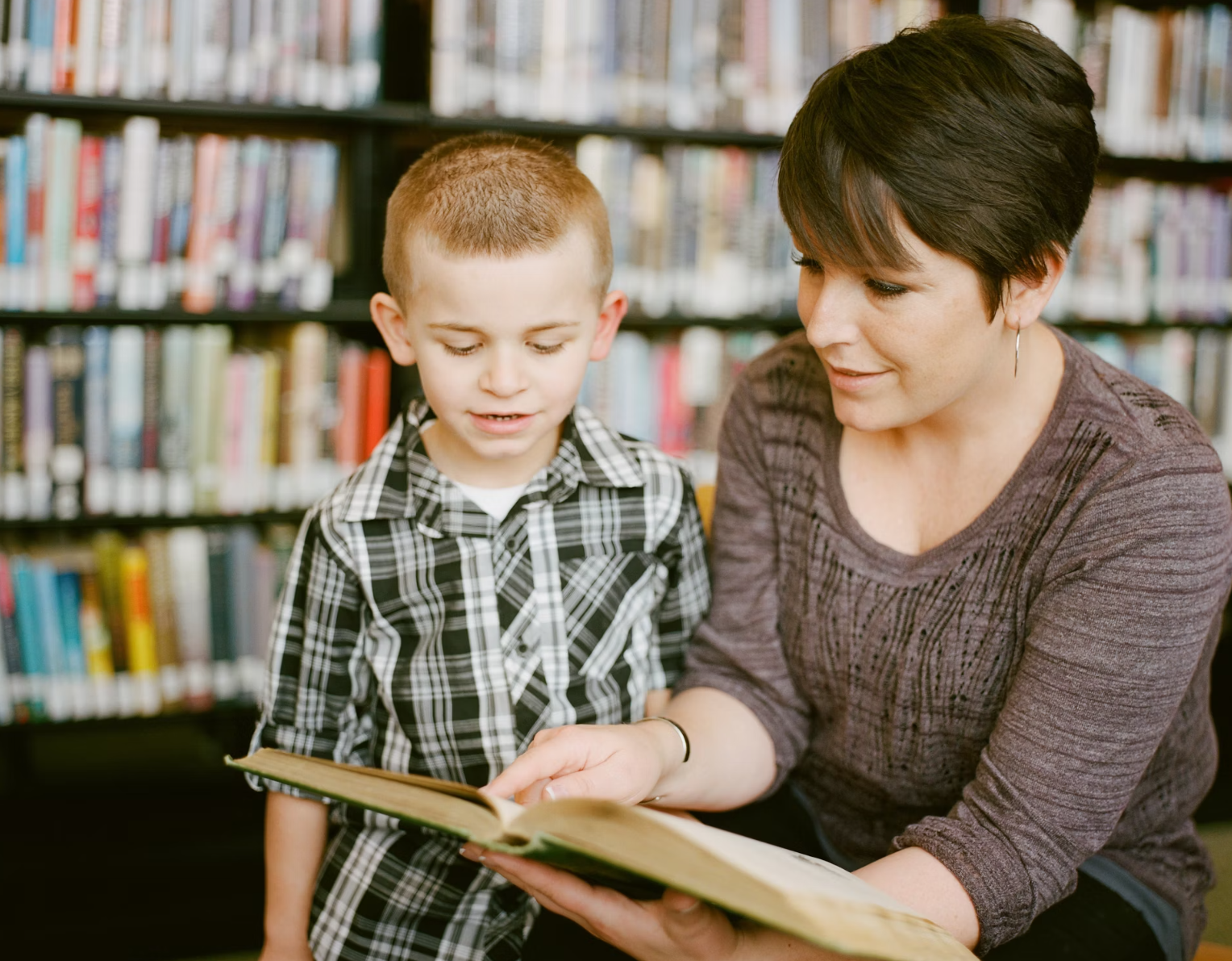 근로자의 날에 교사는 출근해야한다. 2