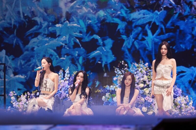 에스파, 도쿄돔 2일간 9만 관객 ‘올킬