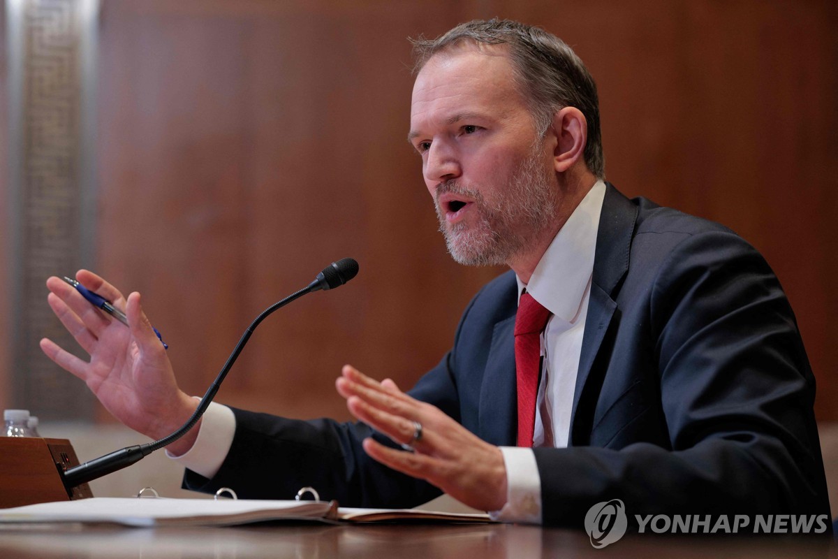 미 강제노동 관세: USTR 한국에 12.5% 추가 관세 기습 예고 무역법 301조 강제노동 규제 파장과 15% 상호관세 상한선 붕괴 위기 및 대미 통상 시나리오 분석