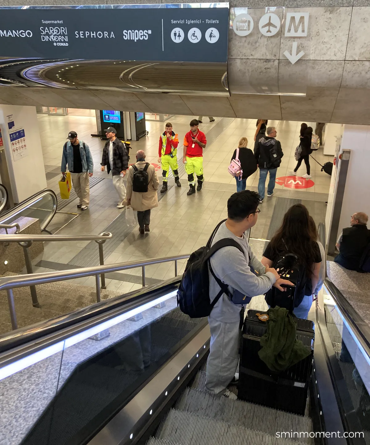 팩세이프-이용후기-짐이동시-에스컬레이터이용