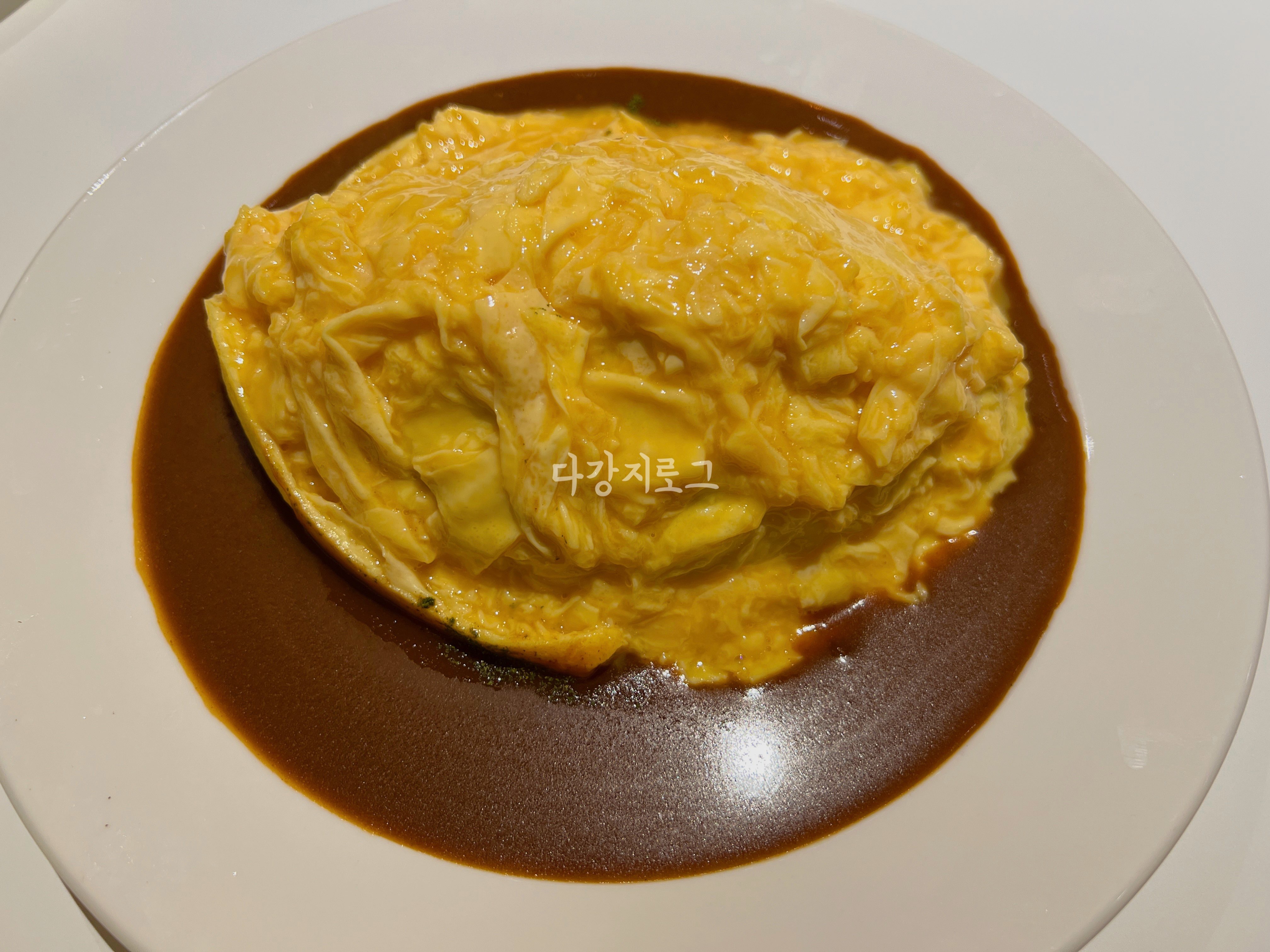 첨단 핫플 신상맛집 오믈렛 가츠산도 목하식당