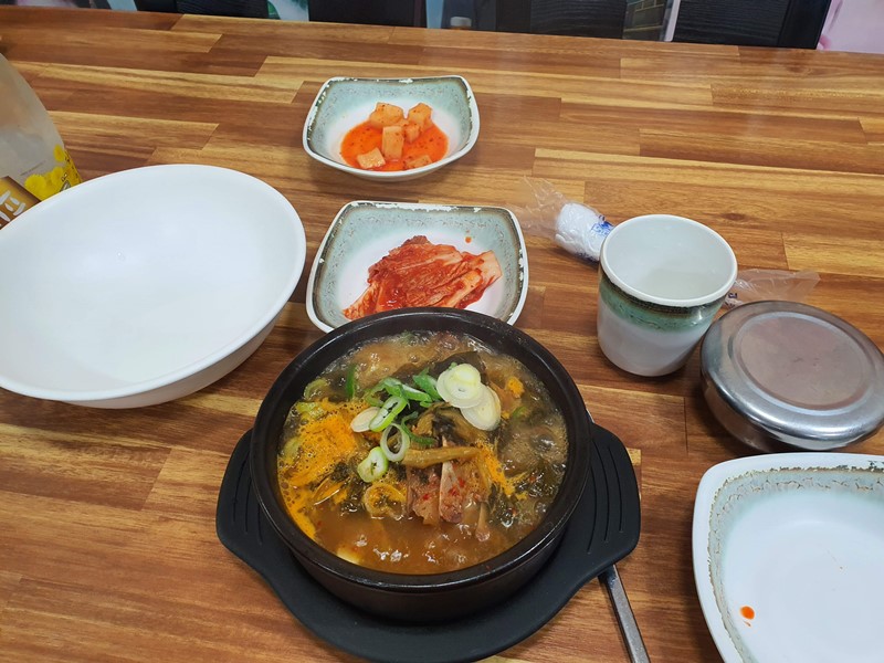 뼈해장국 한상