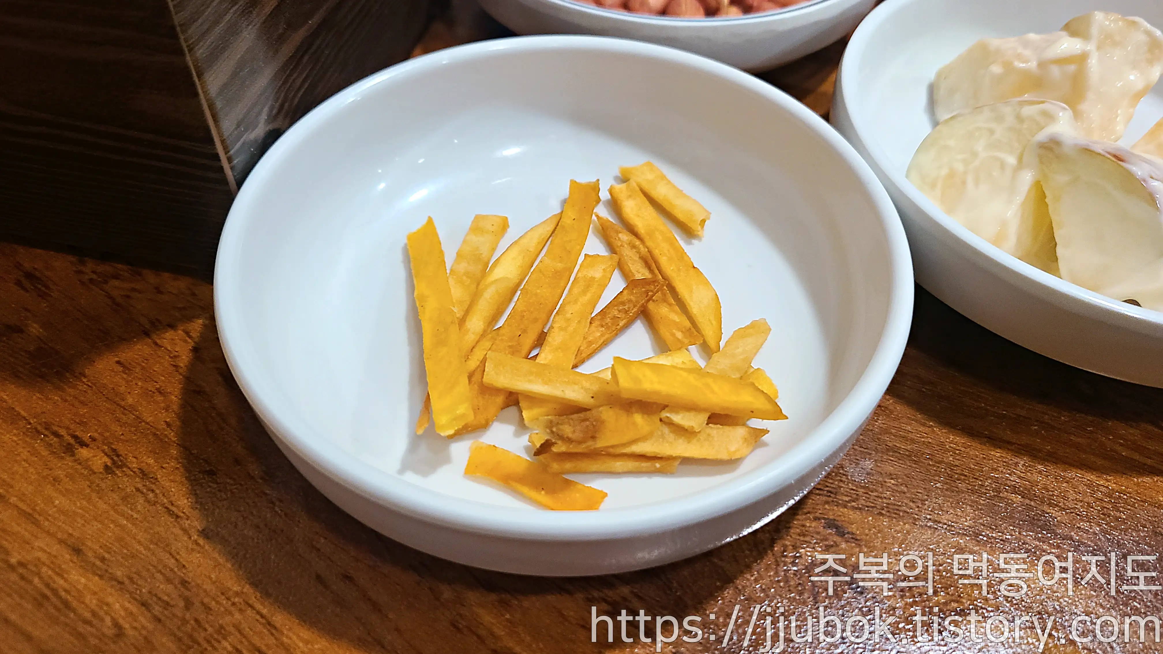 유래초밥-밑반찬-고구마말랭이