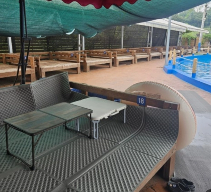 고양-패밀리-워터파크-평상사진