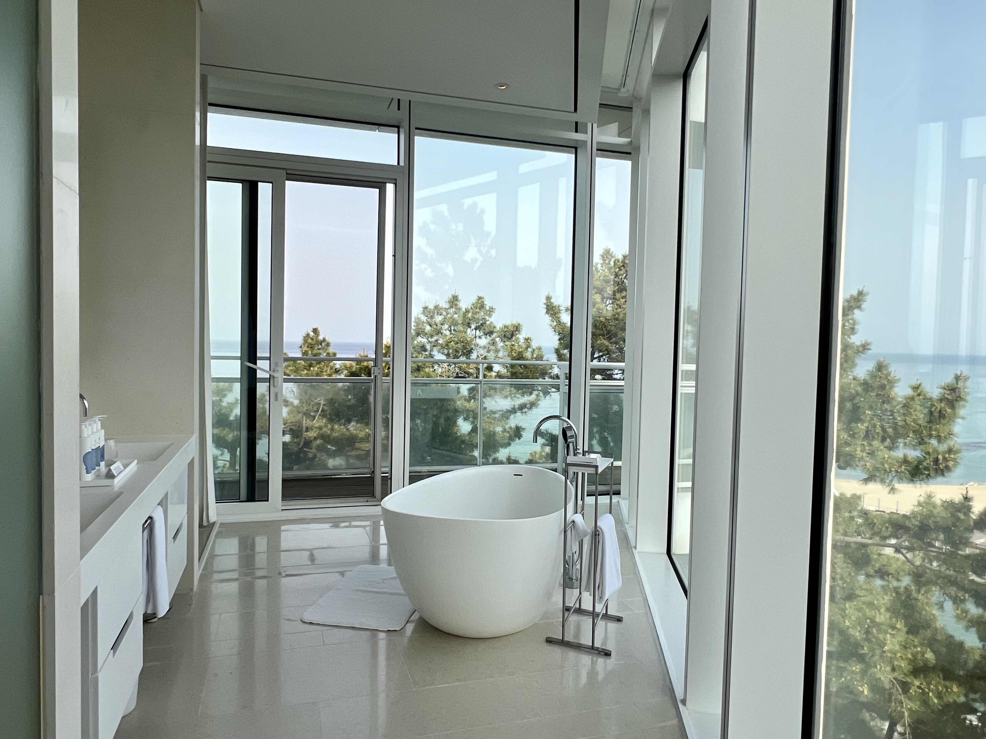 강릉-씨마크호텔-코너스위트-오션뷰-욕실