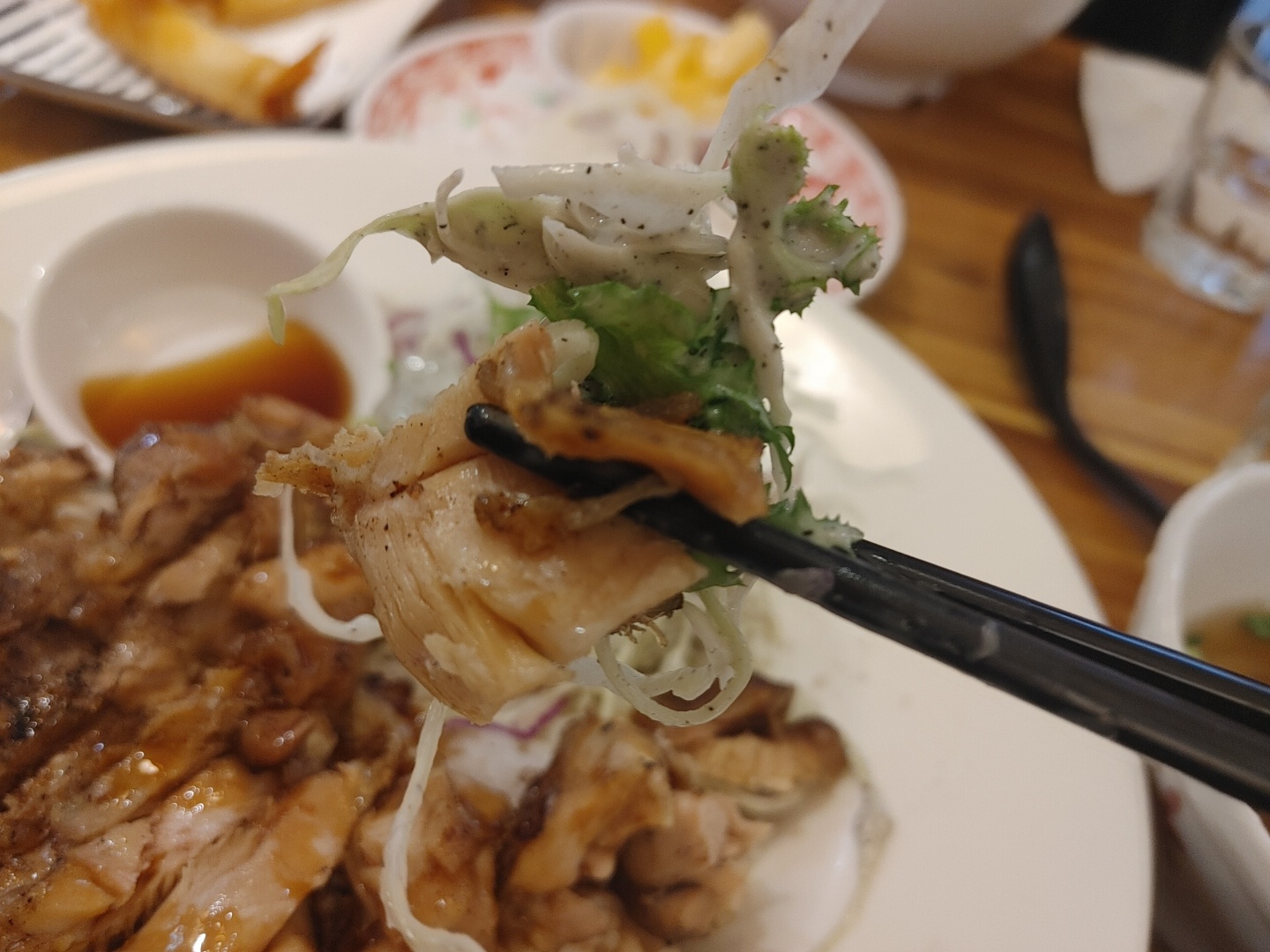 강남구청 맛집 점심식사 추천, 사이공 핫팟 그릴 닭고기 덮밥