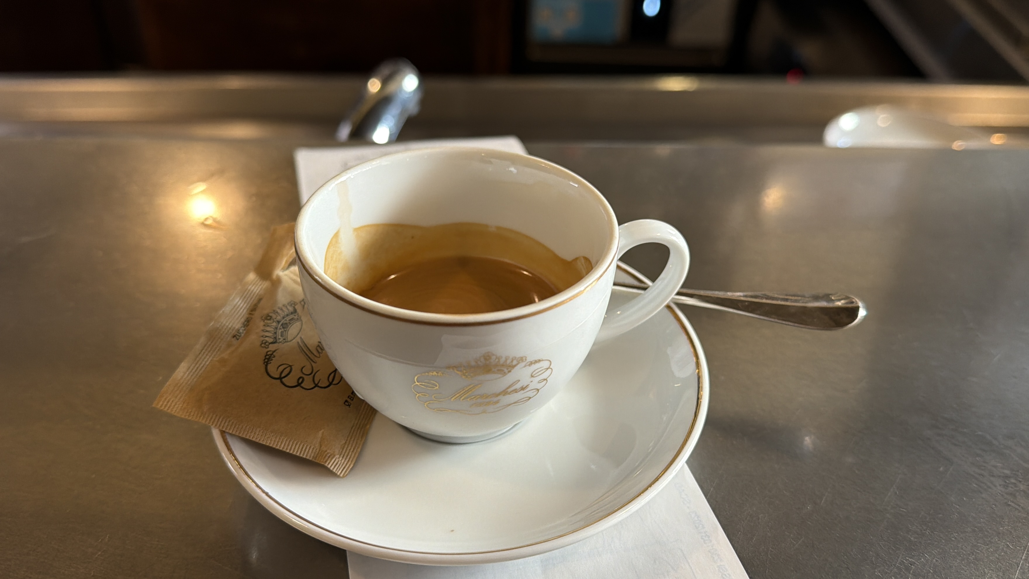 밀라노 마르케시 카페