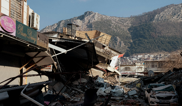 지진 발생의 이유
원인부터 종류까지 알아보기