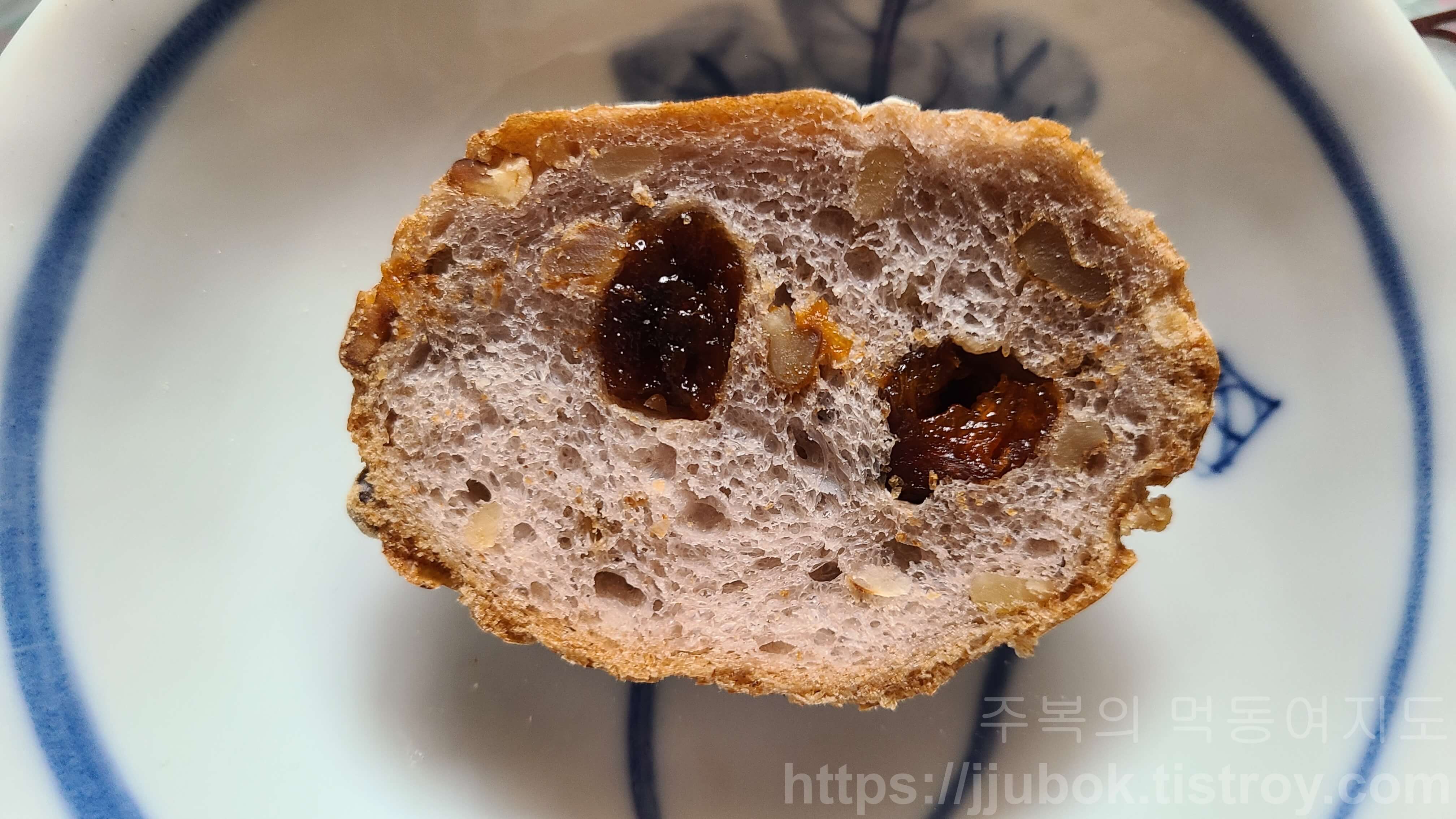 키다리-아저씨-천연발효-살구빵-맛