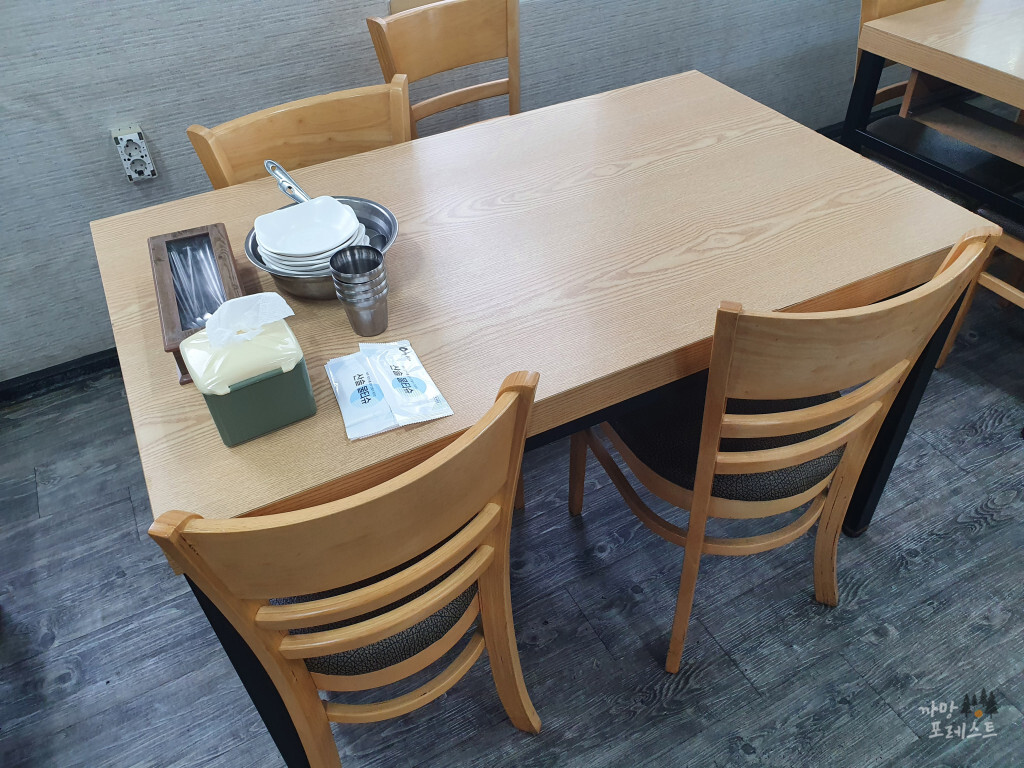 제주 용두암 해촌 매장 내부