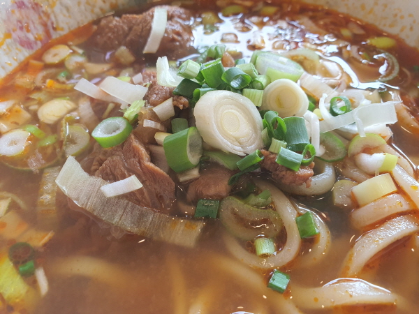 타이완 음식 뉴러우미엔