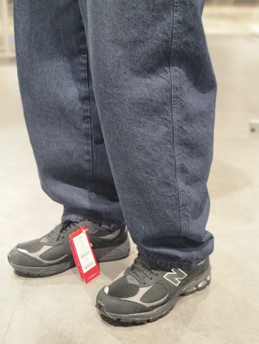 뉴발란스 2002r 착용샷