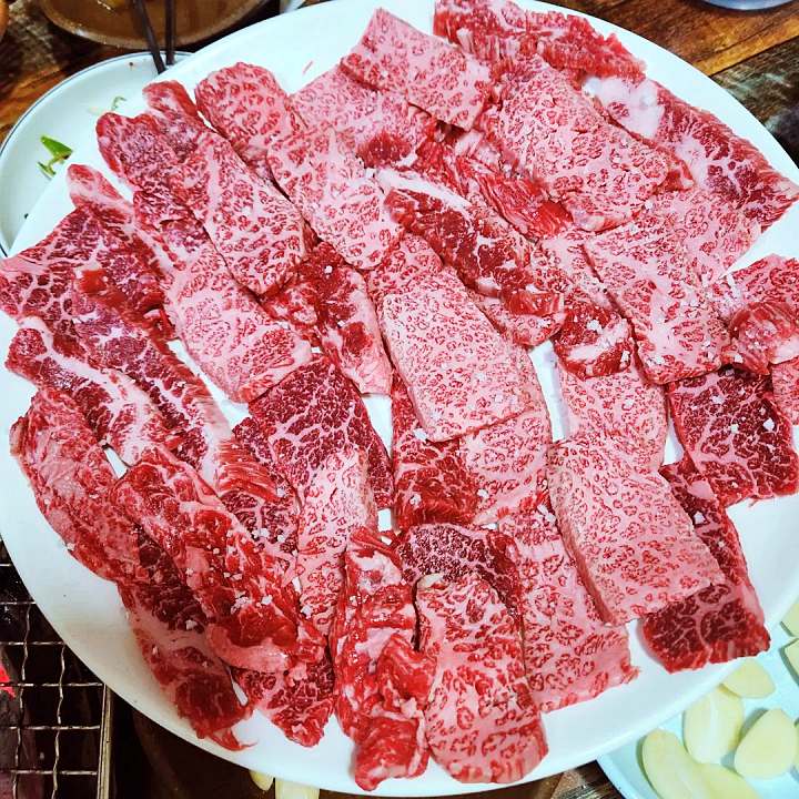 식객 허영만 백반기행 조성모 편 갈비살 숯불 갈빗살 구이 3대째 노포 집된장찌개 경주 맛집 소개