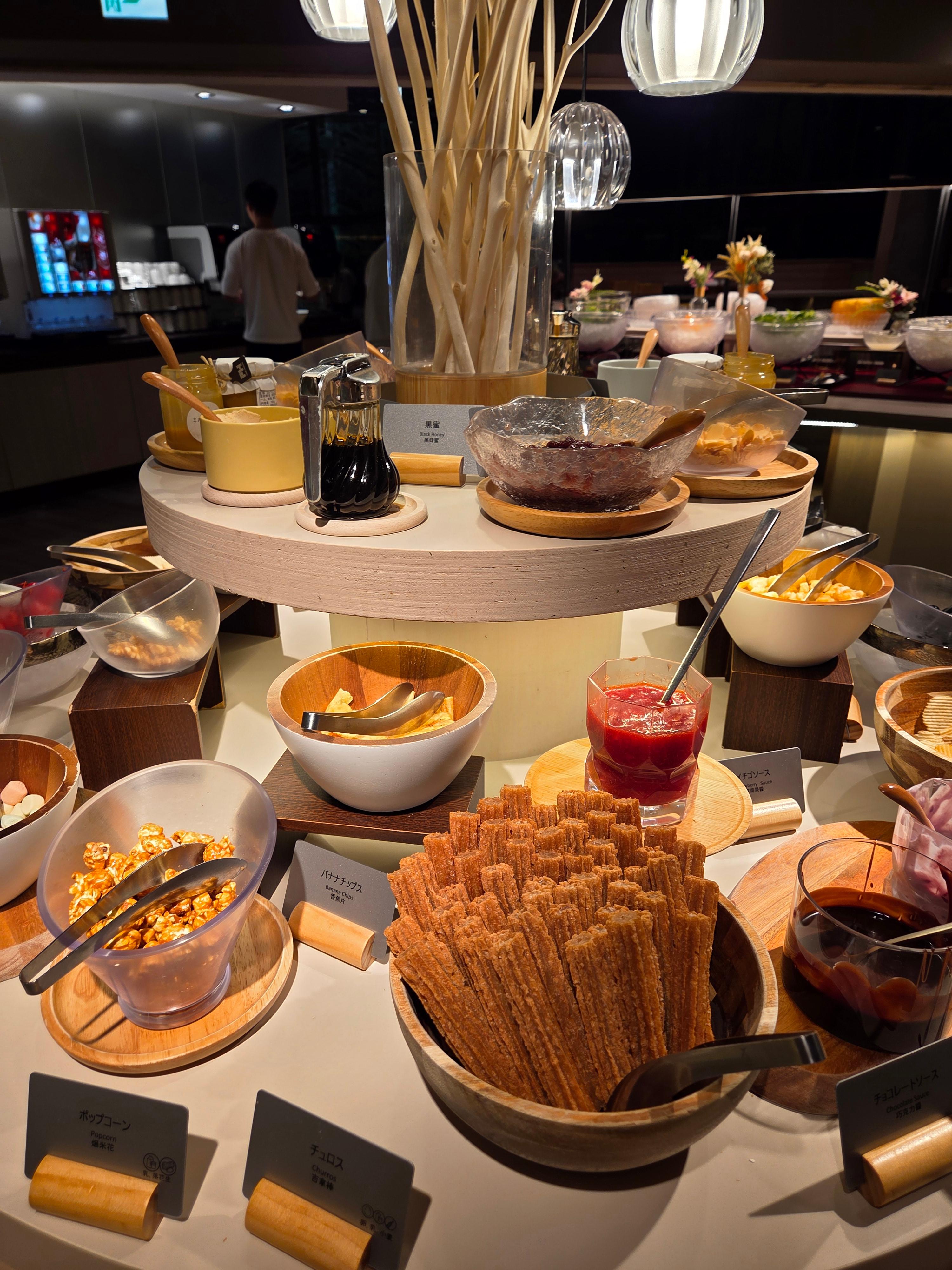 니니누푸리 디저트 코너, 다양한 아이스크림 토핑