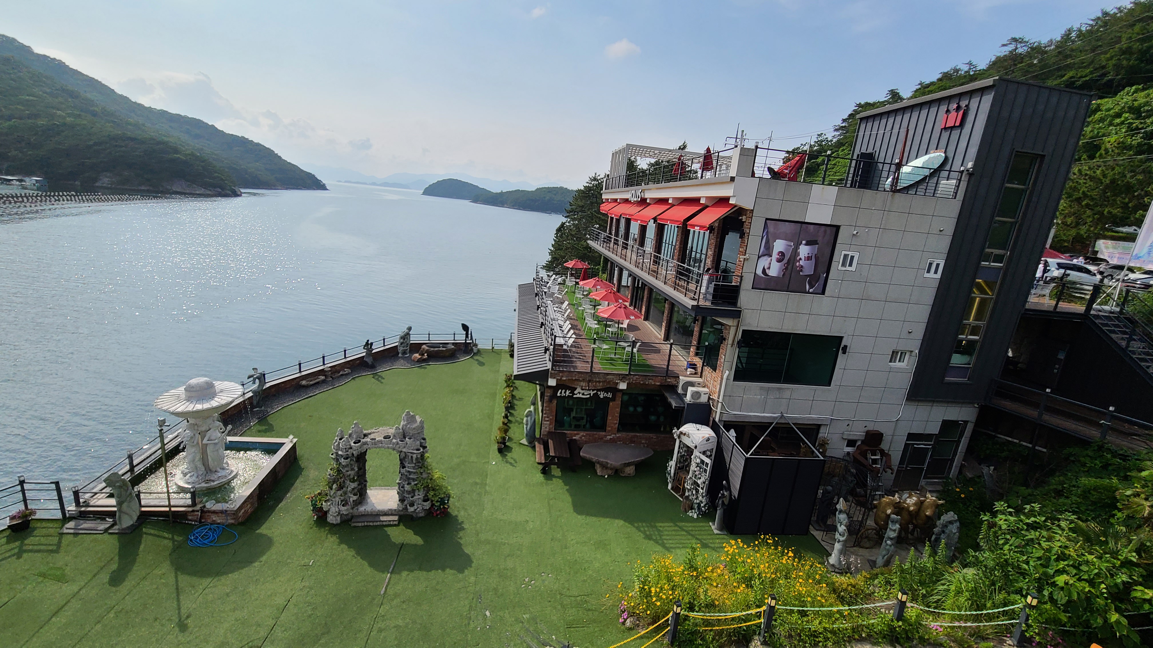 할리스커피숍 / L&K 쇼나 갤러리