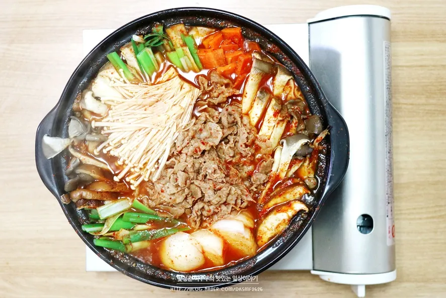버섯전골 맛있게 만드는법으로 따뜻한전골_9