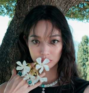 김우빈 신민아