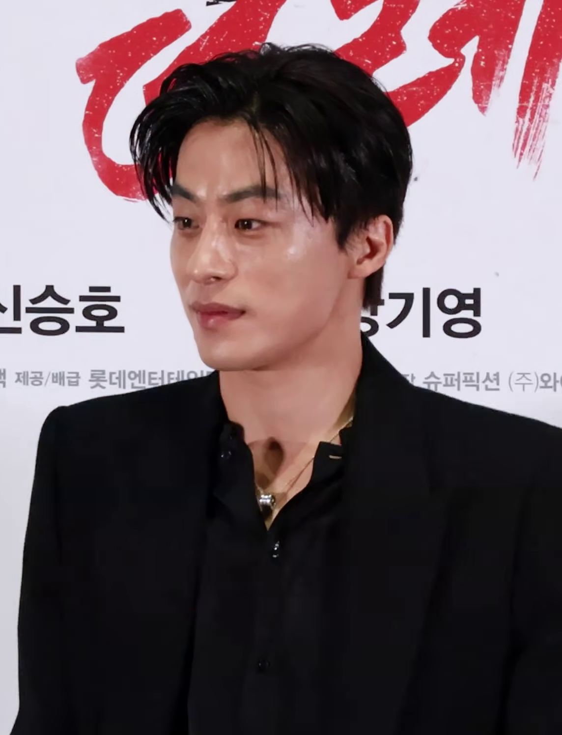 이옥섭 감독 사진