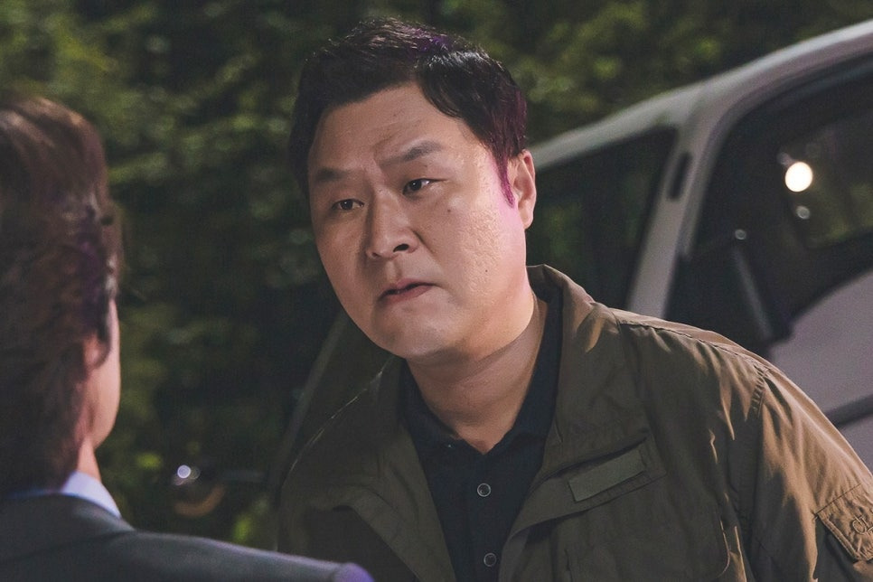 이토록 친밀한 배신자 등장인물