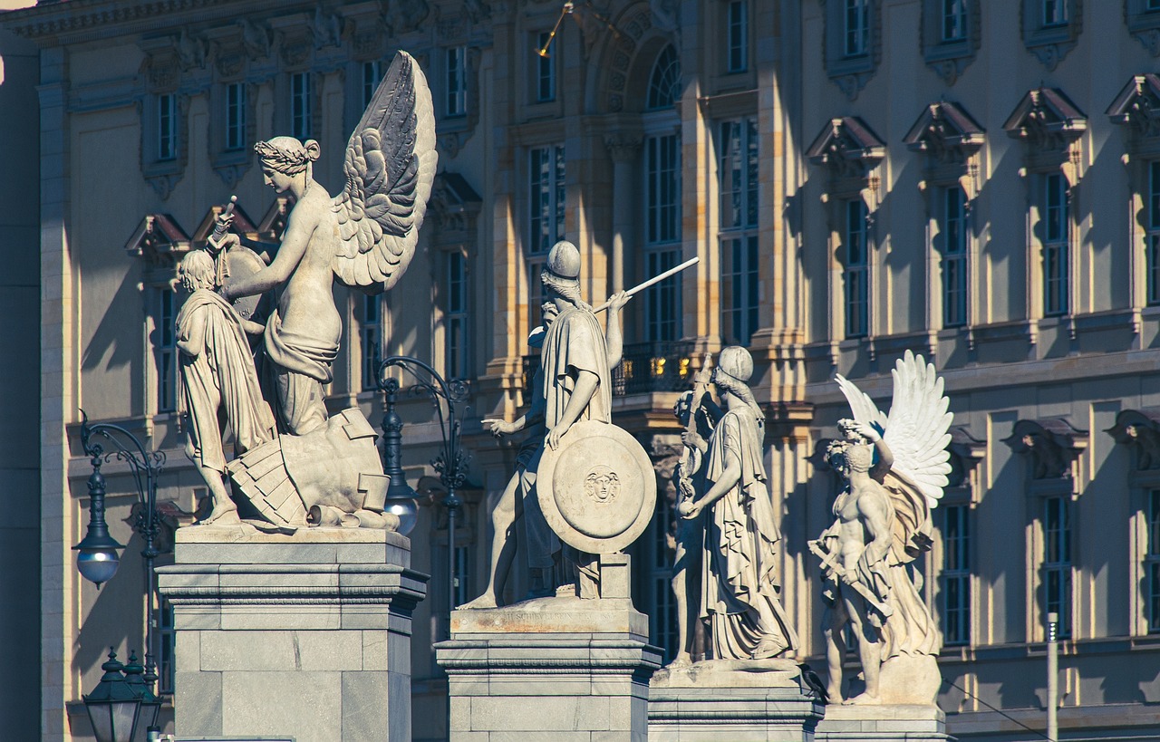 언어의 기원에 관한 주장-1. 신수설, 바벨탑 및 다양한 가설