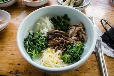 비빔밥 양념의 비밀: 전통 레시피와 현대적 변형
