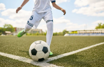 발톱이 두꺼워지는 이유 건강 신호일까 12