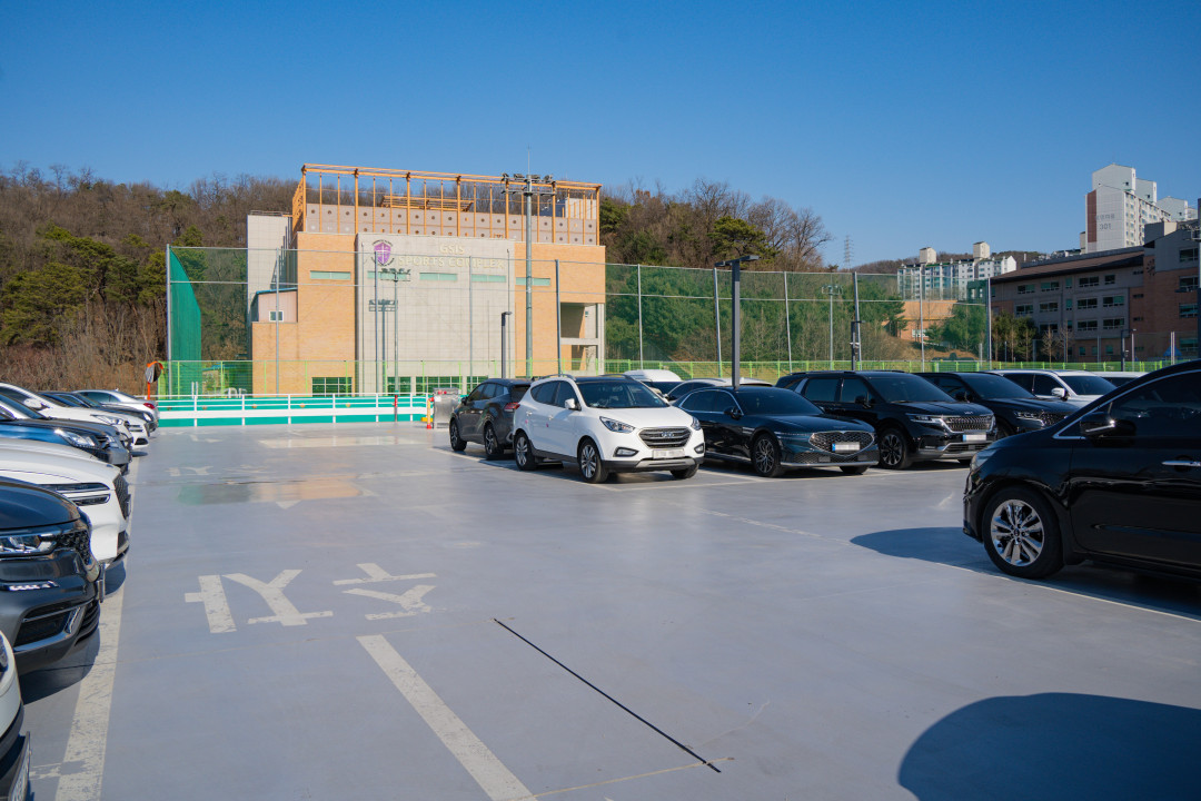 영흥 수목원 주차장