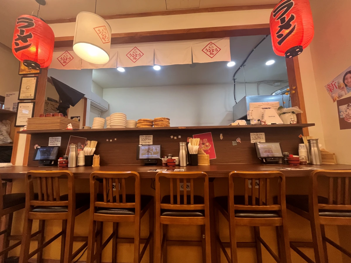 큐슈울트라아멘-일산후곡점-내부바테이블