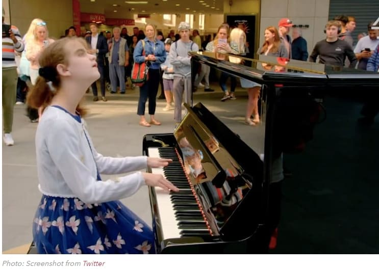 "앞 못보는 그녀가 이 곡을 연주할 수 있다니 도저리 믿을 수 없다" 피아니스트 '랑랑' VIDEO: Blind and Neurodivergent Teen Leaves Renowned Pianist Speechless With Her Amazing Performance