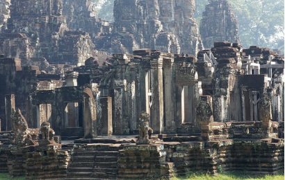 앙코르 (Angkor): 크메르 제국의 유산과 재발견