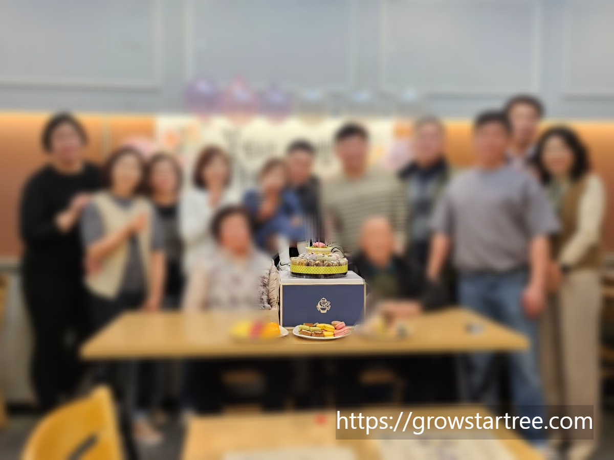 다이닝원 본점 생일파티 단체사진