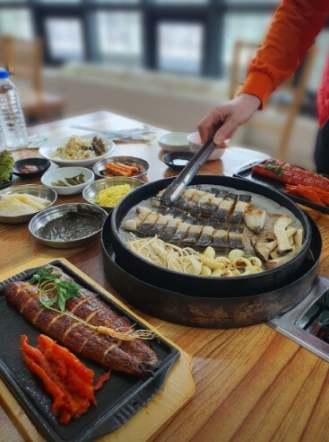 생방송투데이 막 퍼주는 집&amp;#44; 얼만데요? 서울 종로 초저가 육회비빔밥 맛집 반구정 민물장어 점심특선 통근점심 동묘역 맛집