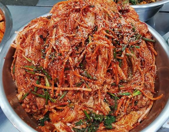 엄마는슈퍼우먼 김치 담그는 오뚞이엄마