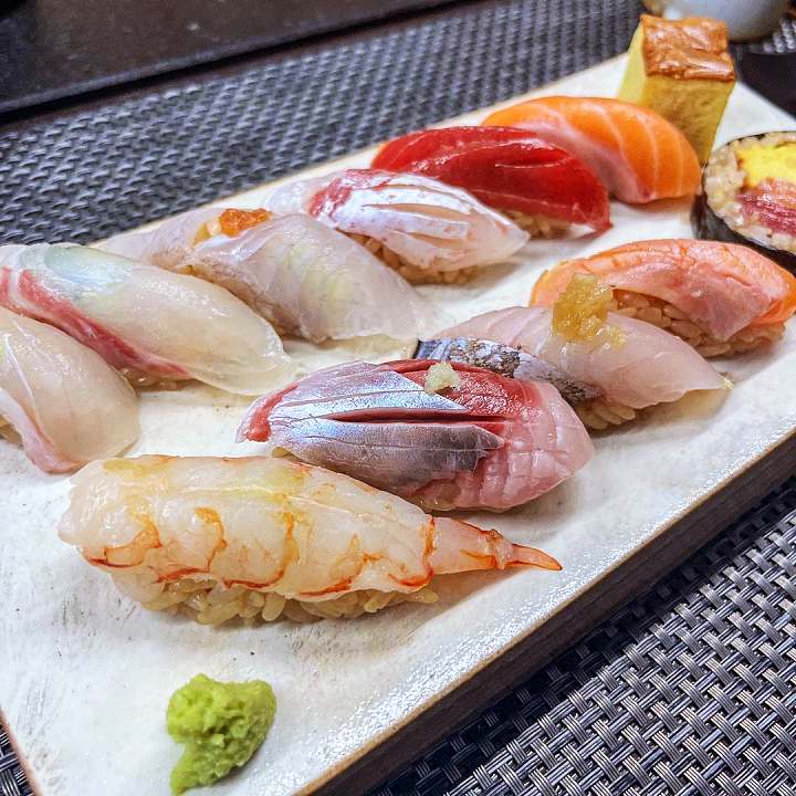 토요일은 밥이좋아 시흥 배곧 제철 생선 초밥 맛집 적초 섞은 붉은 밥 샤리 스시 고등어초밥 오마카세 현지인 추천 토밥 좋아 방송정보