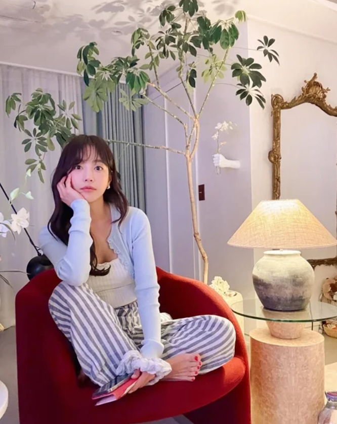 배우이자 인플루언서로 활약하는 기은세의 프로필&amp;#44; 학력&amp;#44; 결혼과 이혼&amp;#44; SNS 활동과 최근 소식까지 종합 정리한 글입니다.